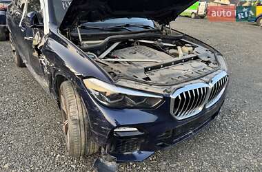 Внедорожник / Кроссовер BMW X5 2019 в 