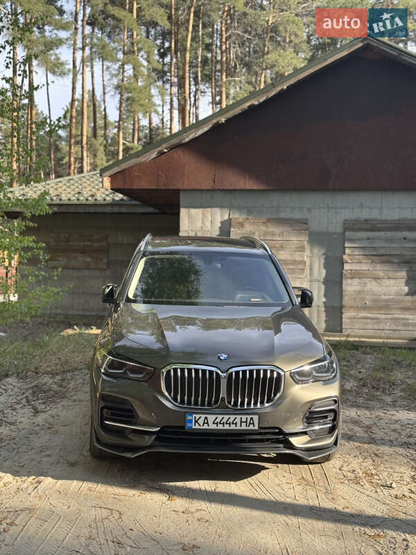 BMW X5 2022
