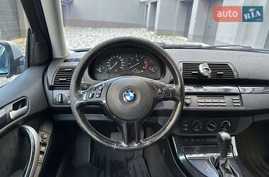 Внедорожник / Кроссовер BMW X5 2002 в 