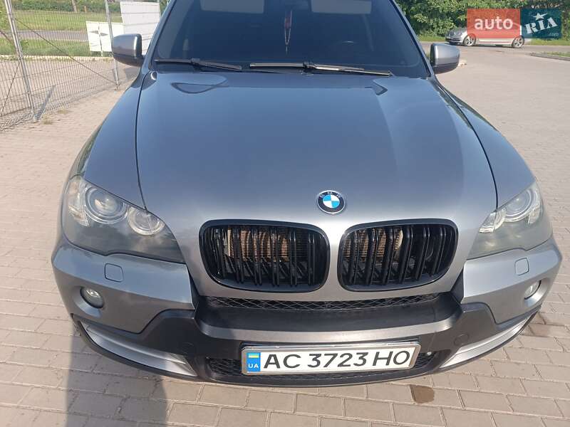 Внедорожник / Кроссовер BMW X5 2009 в Иваничах
