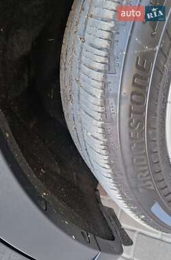 Внедорожник / Кроссовер BMW X5 2011 в 