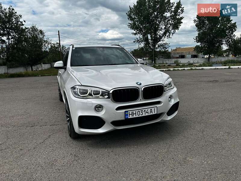Позашляховик / Кросовер BMW X5 2014 в Сараті