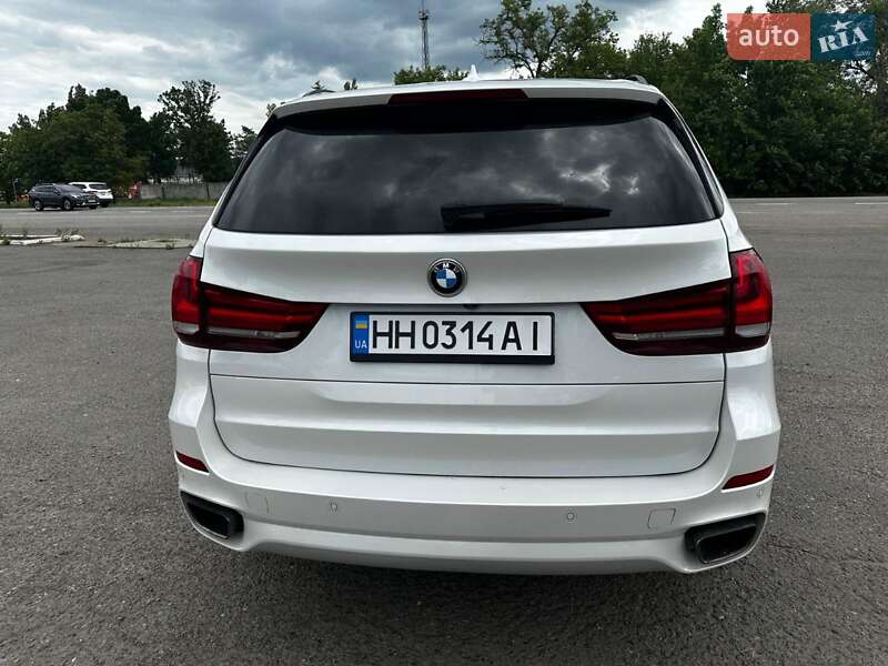 Позашляховик / Кросовер BMW X5 2014 в Сараті