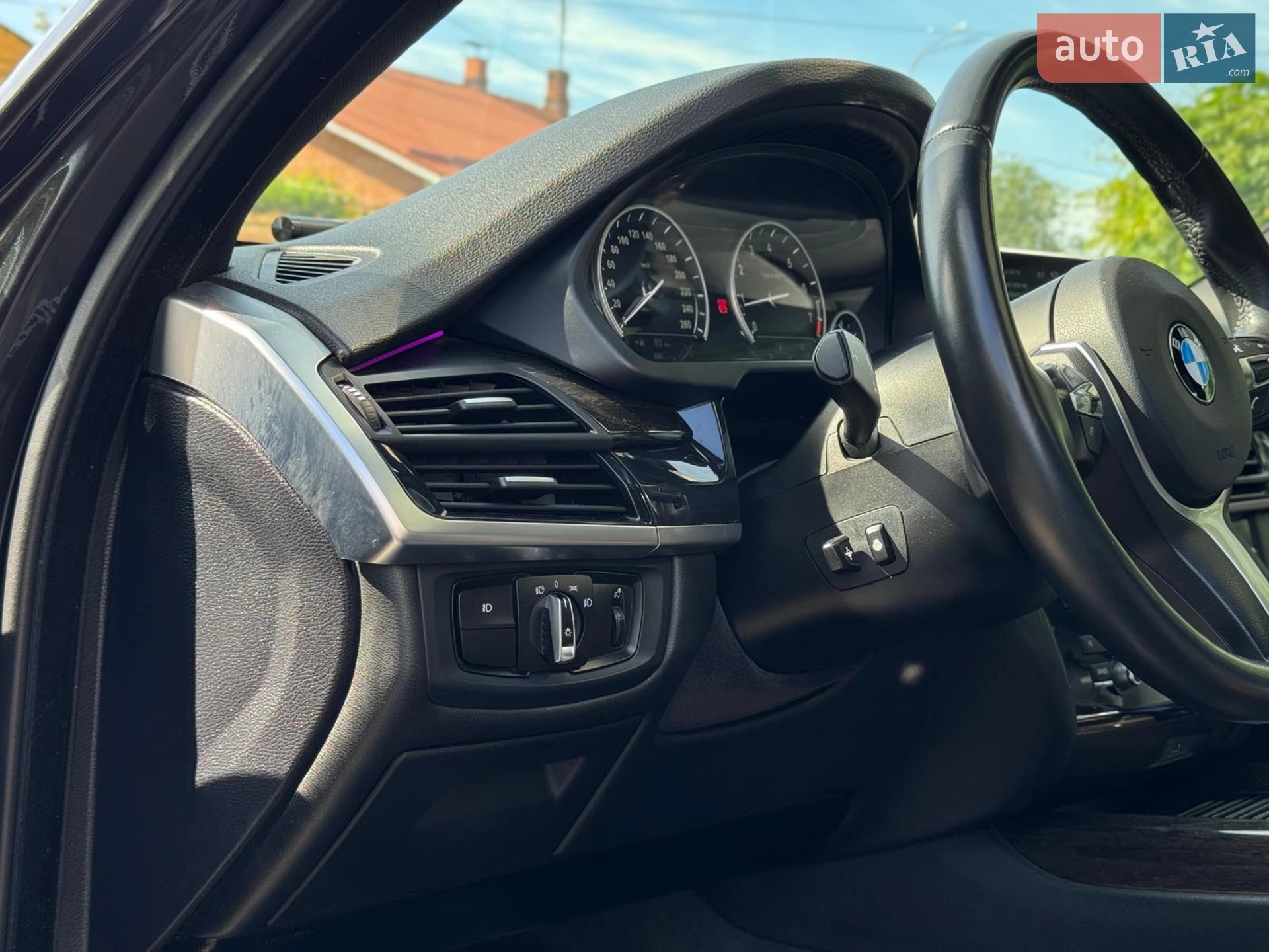 2016 BMW X5 - мініатюра 21
