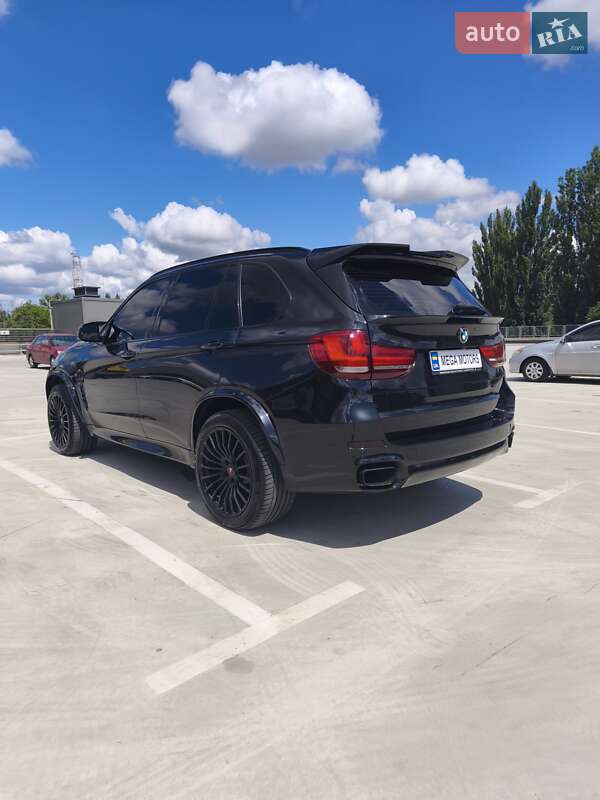 Позашляховик / Кросовер BMW X5 2015 в Києві