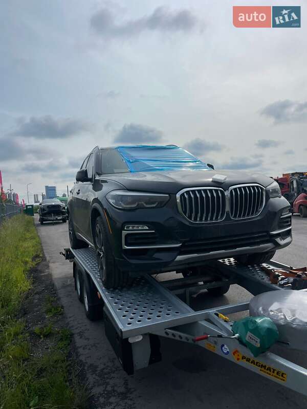 BMW X5 2019
