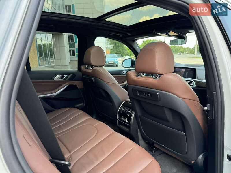 Позашляховик / Кросовер BMW X5 2019 в Дніпрі