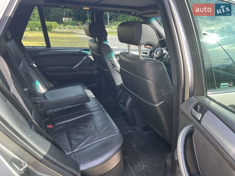 Позашляховик / Кросовер BMW X5 2005 в Дубні
