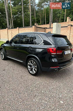 Позашляховик / Кросовер BMW X5 2014 в 