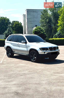 Внедорожник / Кроссовер BMW X5 2000 в 