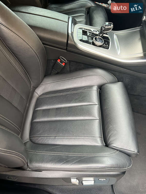 Внедорожник / Кроссовер BMW X5 2020 в Запорожье