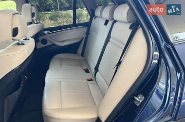 Внедорожник / Кроссовер BMW X5 2011 в 