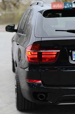 Внедорожник / Кроссовер BMW X5 2011 в 