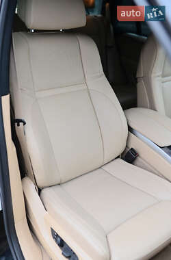 Внедорожник / Кроссовер BMW X5 2011 в 