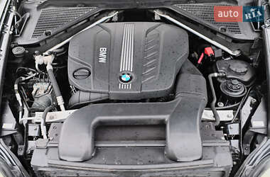 Внедорожник / Кроссовер BMW X5 2011 в 