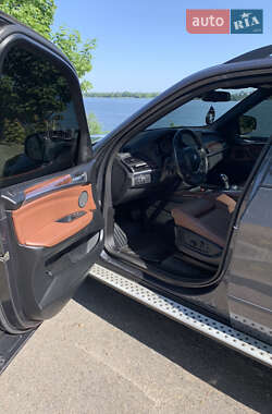 Внедорожник / Кроссовер BMW X5 2011 в 