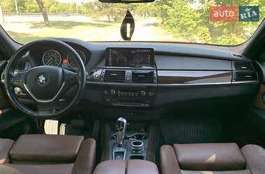 Внедорожник / Кроссовер BMW X5 2011 в 