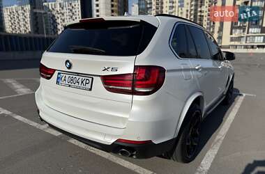 Позашляховик / Кросовер BMW X5 2016 в 