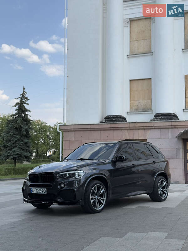 Внедорожник / Кроссовер BMW X5 2014 в 