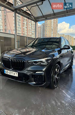 Внедорожник / Кроссовер BMW X5 2021 в Полтаве