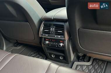 Позашляховик / Кросовер BMW X5 2018 в 
