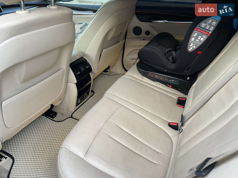 Внедорожник / Кроссовер BMW X5 2014 в Яворове