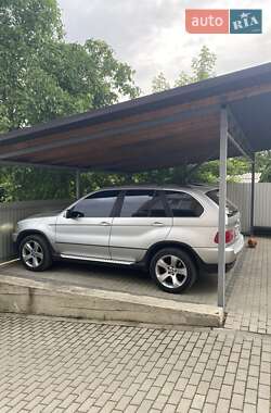 Внедорожник / Кроссовер BMW X5 2003 в Черновцах