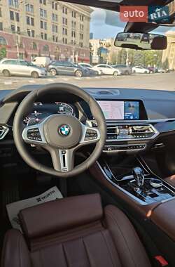 Внедорожник / Кроссовер BMW X5 2018 в 