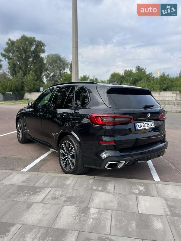 Внедорожник / Кроссовер BMW X5 2019 в Киеве