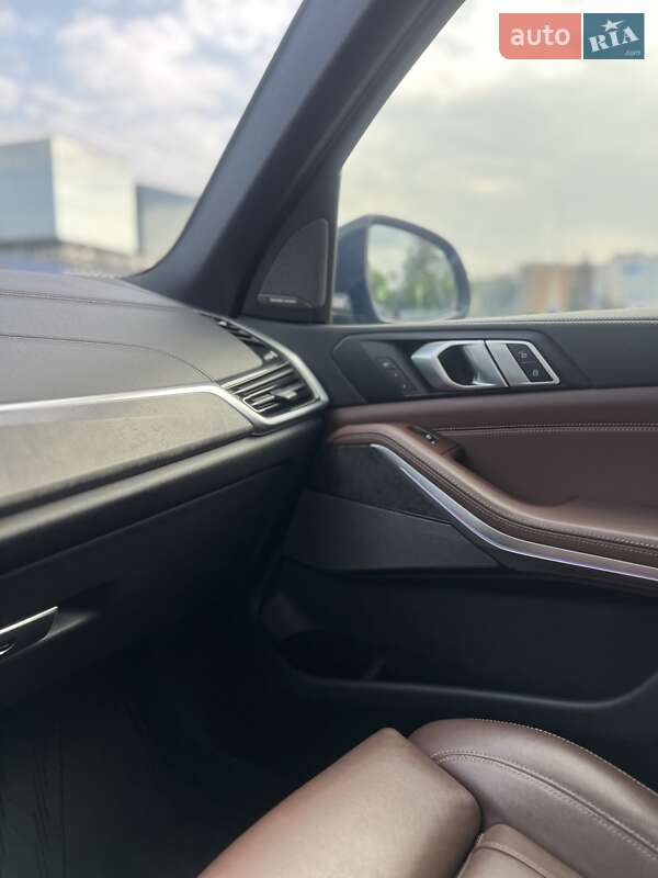 Внедорожник / Кроссовер BMW X5 2019 в Киеве