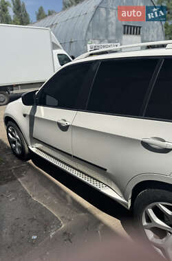 Внедорожник / Кроссовер BMW X5 2008 в 