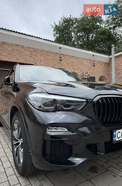 Внедорожник / Кроссовер BMW X5 2019 в 