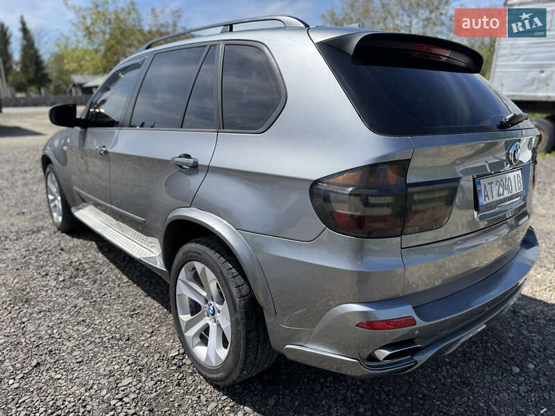 Позашляховик / Кросовер BMW X5 2010 в Івано-Франківську