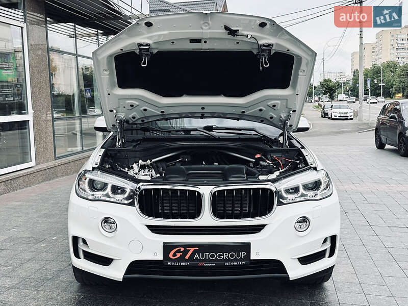 Позашляховик / Кросовер BMW X5 2015 в Києві
