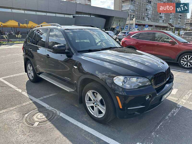 Позашляховик / Кросовер BMW X5 2012 в Львові