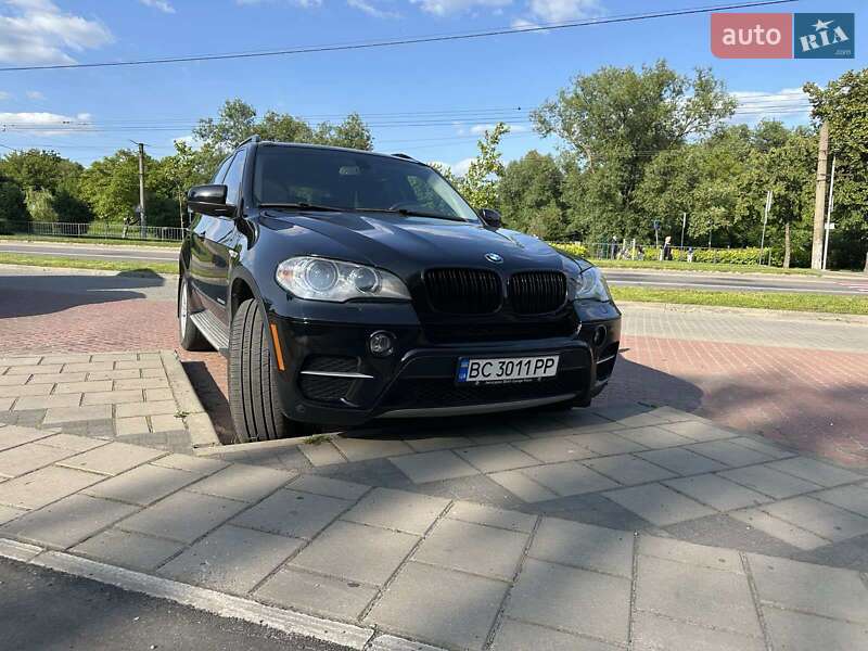 Позашляховик / Кросовер BMW X5 2012 в Львові