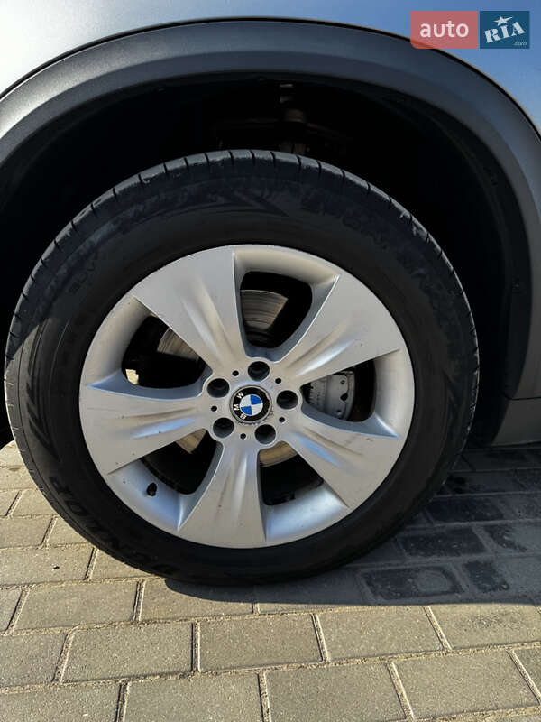 Внедорожник / Кроссовер BMW X5 2007 в Березному