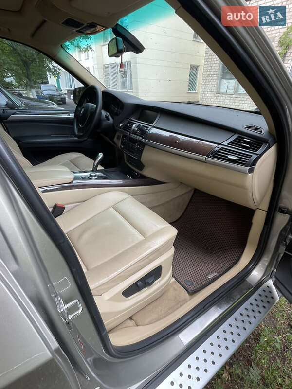 Внедорожник / Кроссовер BMW X5 2007 в Первомайске фото 16 Внедорожник / Кроссовер BMW X5 2007 в Первомайске