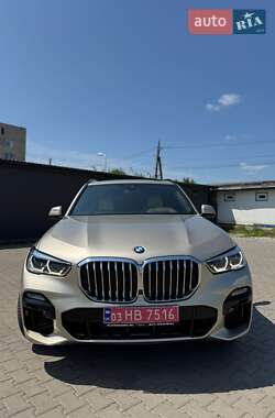 Внедорожник / Кроссовер BMW X5 2019 в Сокале