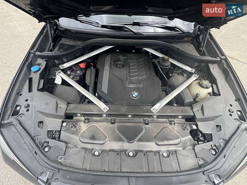 Внедорожник / Кроссовер BMW X5 2019 в Киеве