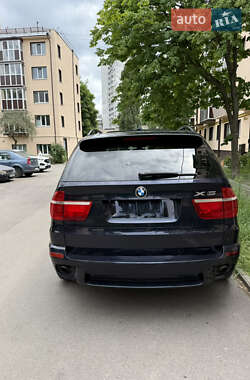 Позашляховик / Кросовер BMW X5 2007 в 
