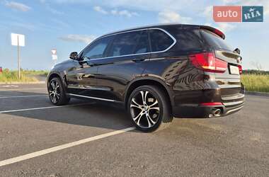 Позашляховик / Кросовер BMW X5 2014 в 