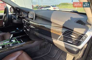 Позашляховик / Кросовер BMW X5 2014 в 