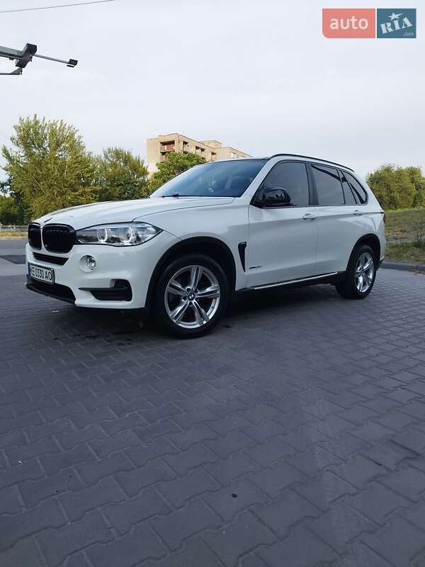 Внедорожник / Кроссовер BMW X5 2014 в Днепре