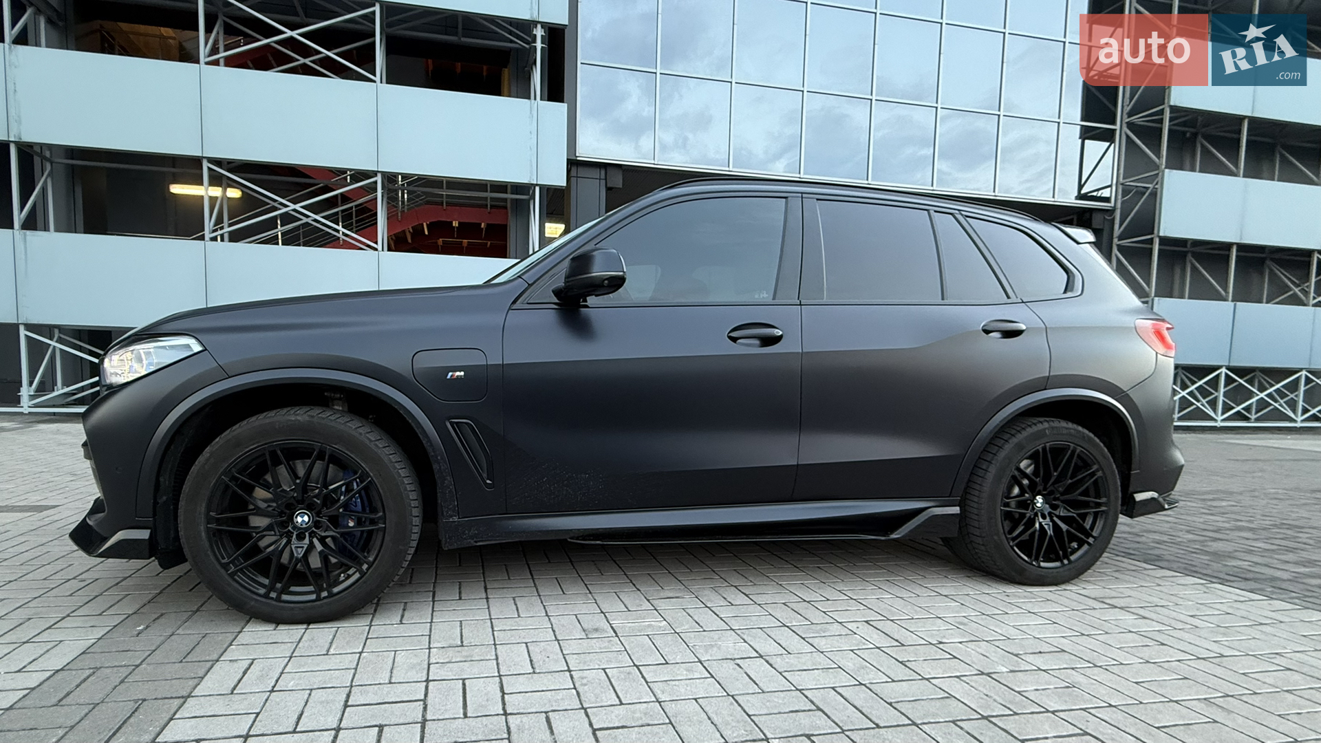 2020 BMW X5 - мініатюра 2