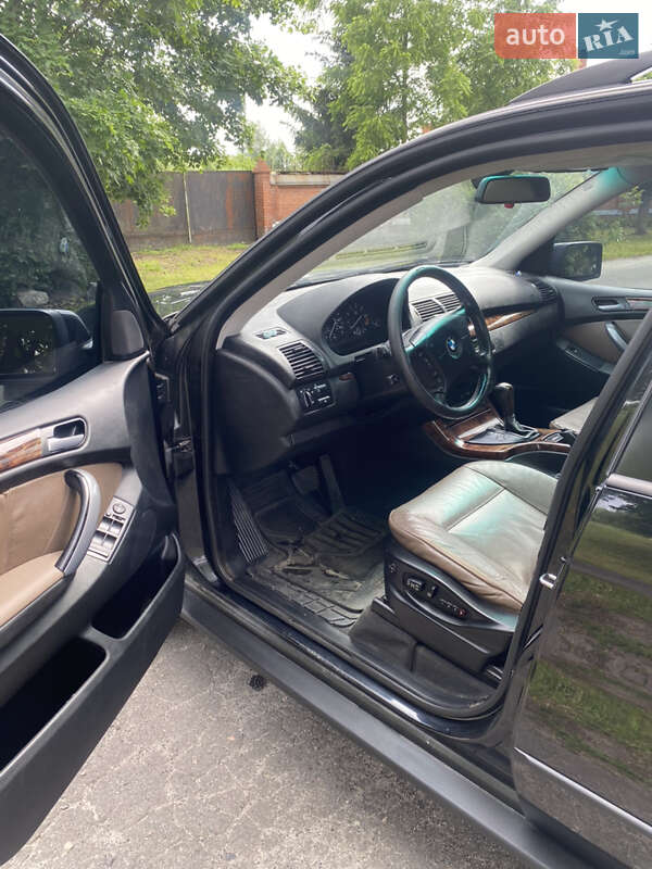 Внедорожник / Кроссовер BMW X5 2006 в Ахтырке