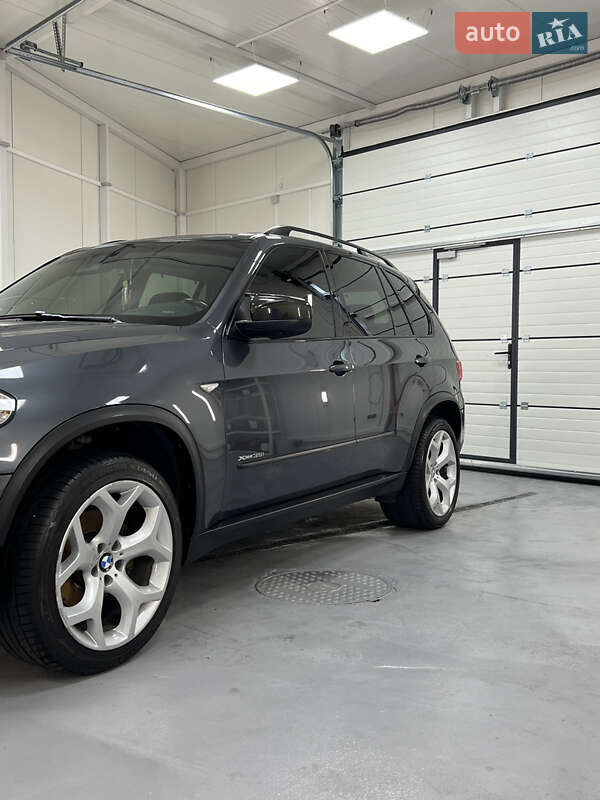 Внедорожник / Кроссовер BMW X5 2012 в Львове