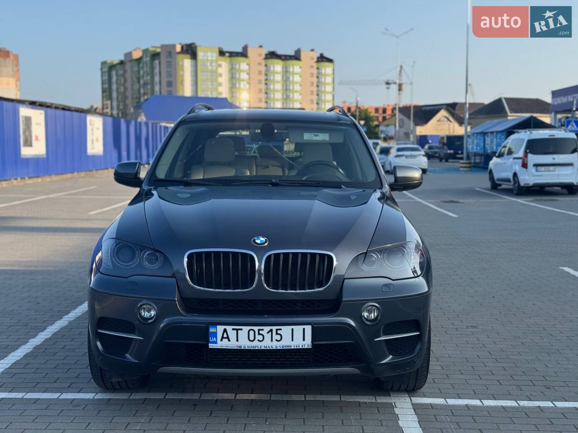 2010 BMW X5 - мініатюра 3