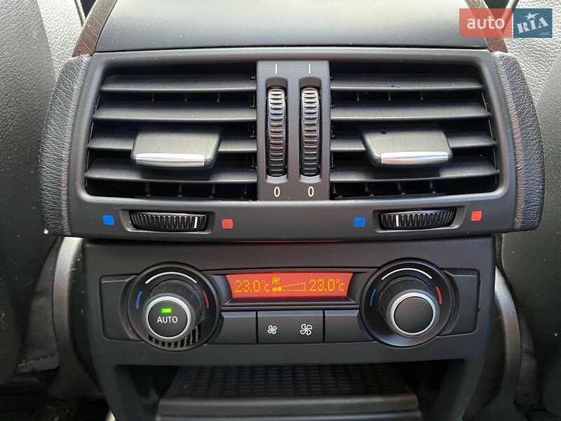 Позашляховик / Кросовер BMW X5 2012 в Львові