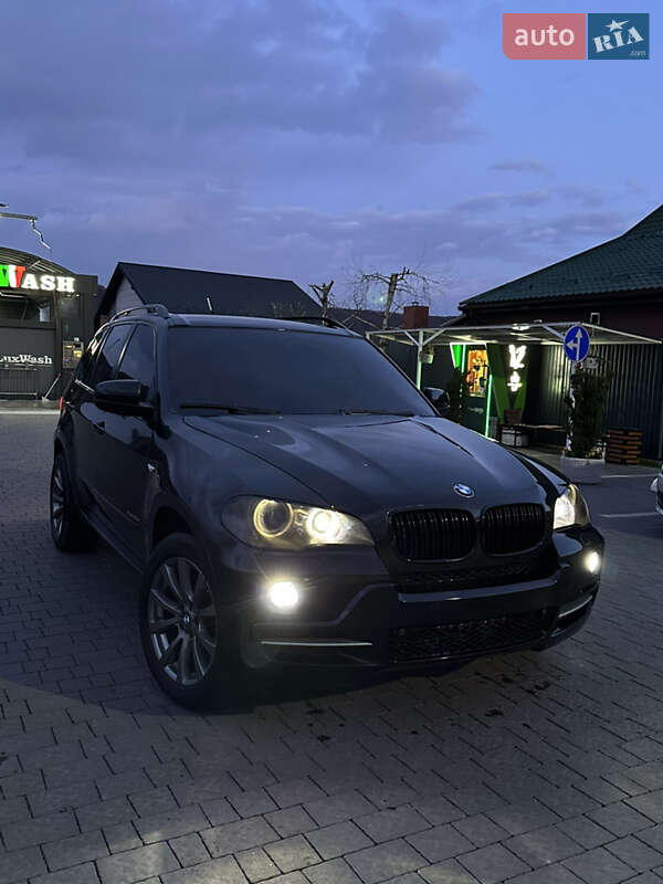 Позашляховик / Кросовер BMW X5 2009 в Великому Березному